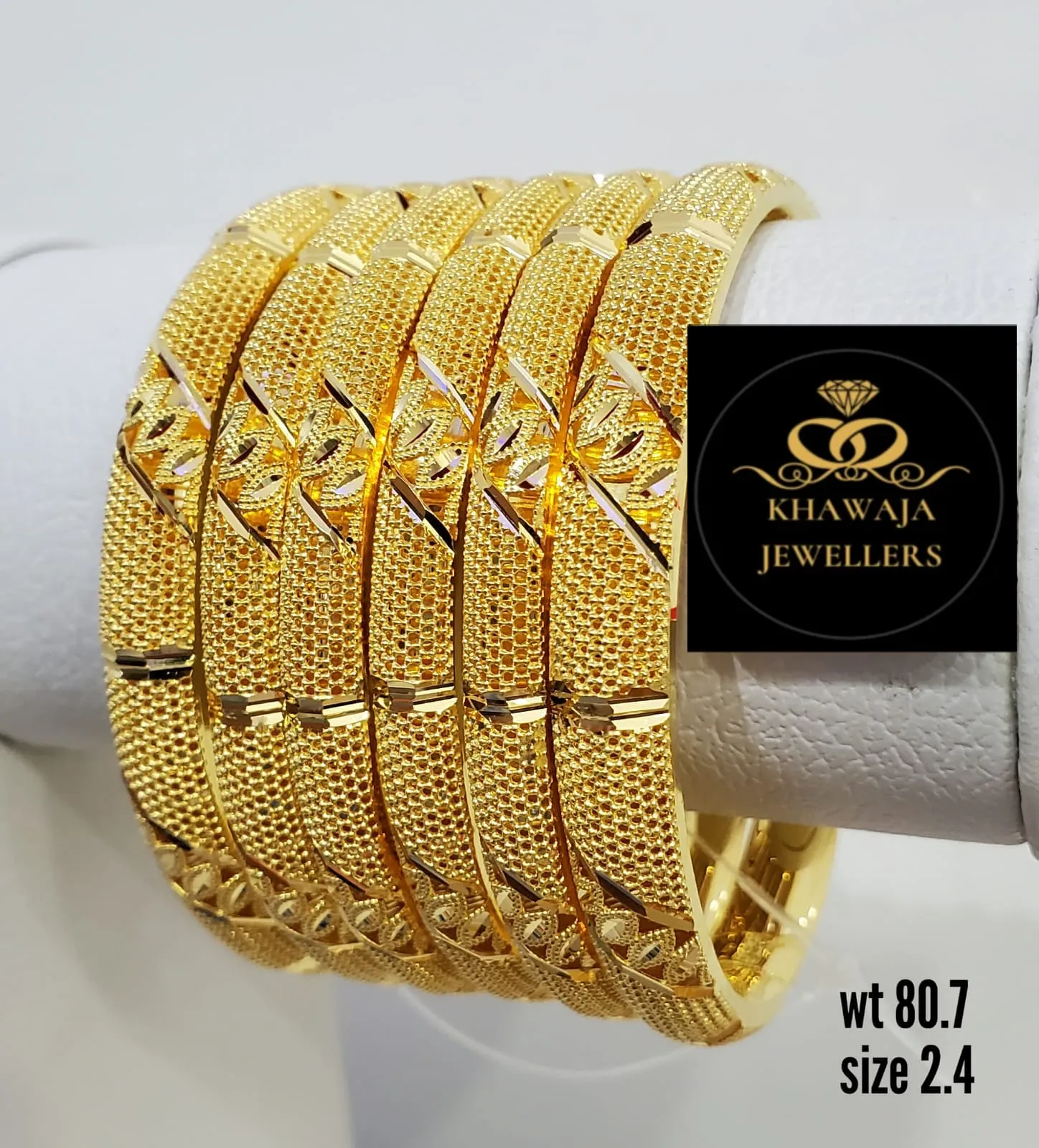 Gold Bangles Item 30