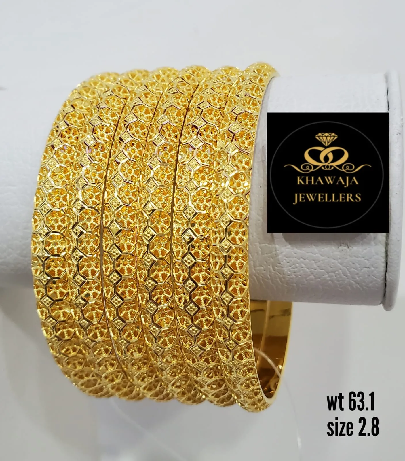 Gold Bangles Item 40